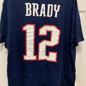 PATRIOTS #12 TOM BRADY TEE (XXL)